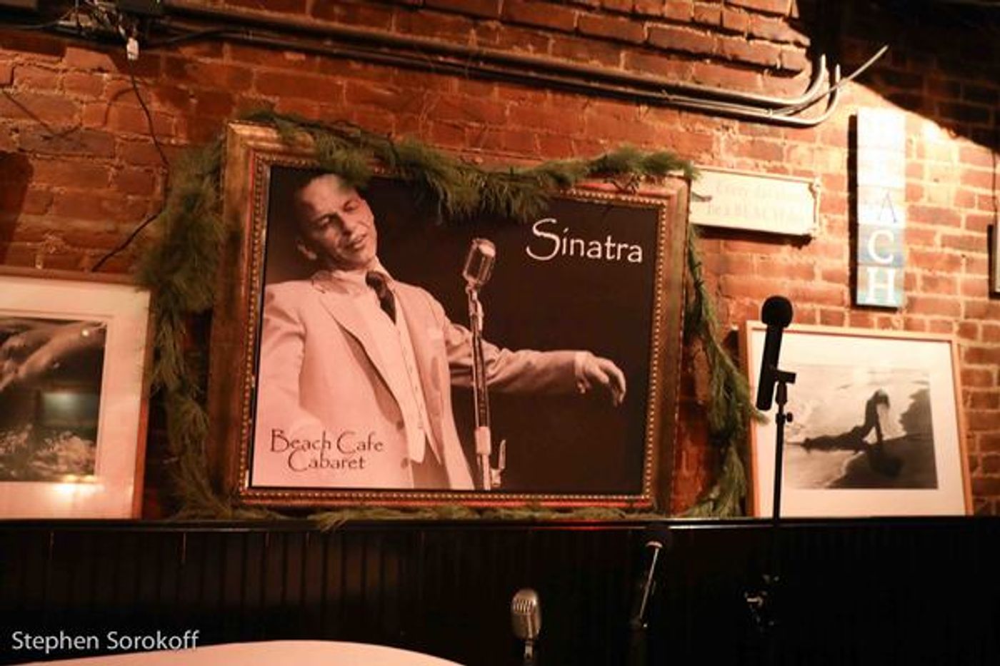 Photo Coverage: Steven Maglio 'Having A Good Time' at the Beach Cafe  Image