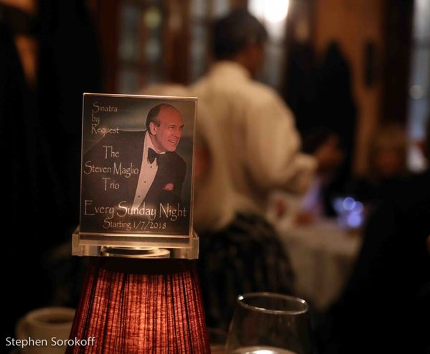 Photo Coverage: Steven Maglio 'Having A Good Time' at the Beach Cafe  Image