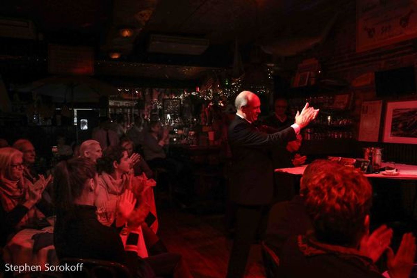Photo Coverage: Steven Maglio 'Having A Good Time' at the Beach Cafe  Image
