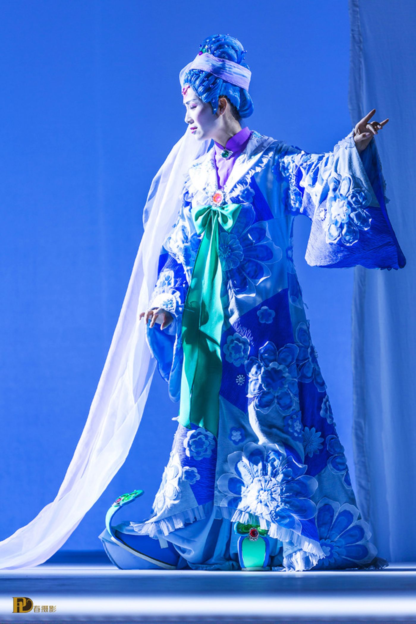 Photo Flash: Guangzhou Dramatic Arts Centre presents THE HANDAN DREAM Photo Flash: Guangzhou Dramatic Arts Centre presents THE HANDAN DREAM Image