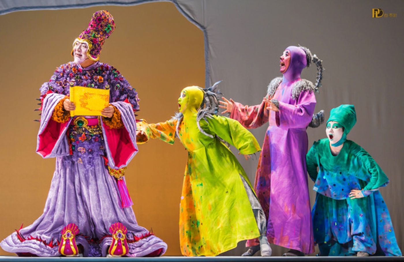 Photo Flash: Guangzhou Dramatic Arts Centre presents THE HANDAN DREAM Photo Flash: Guangzhou Dramatic Arts Centre presents THE HANDAN DREAM Image