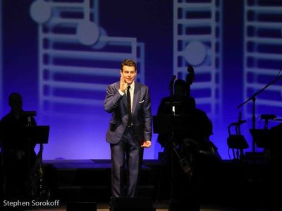 Jonathan Groff Photo