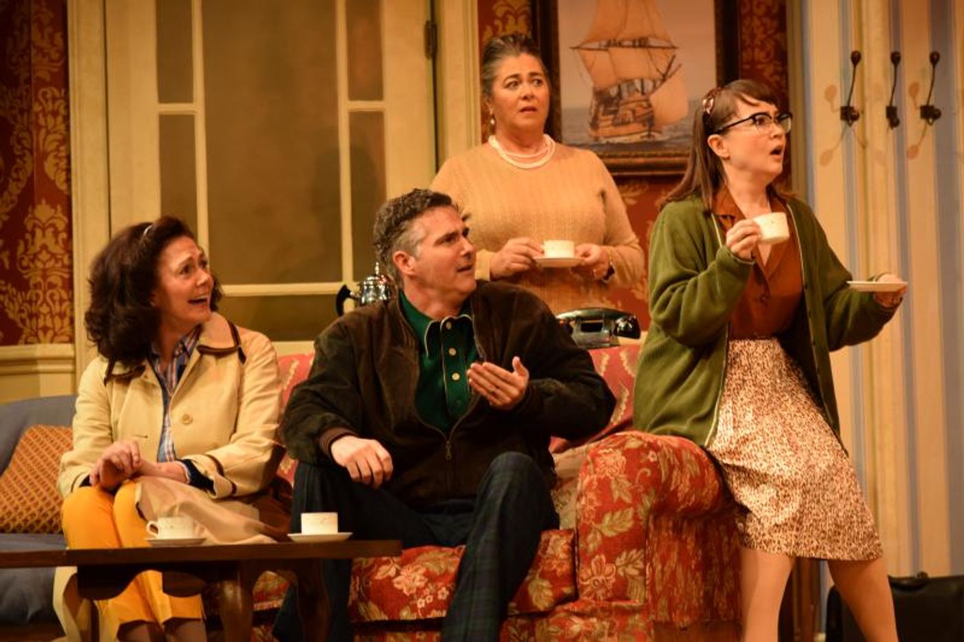 Review: HOW THE OTHER HALF LOVES at Florida Rep is Clever and Comical!  Image