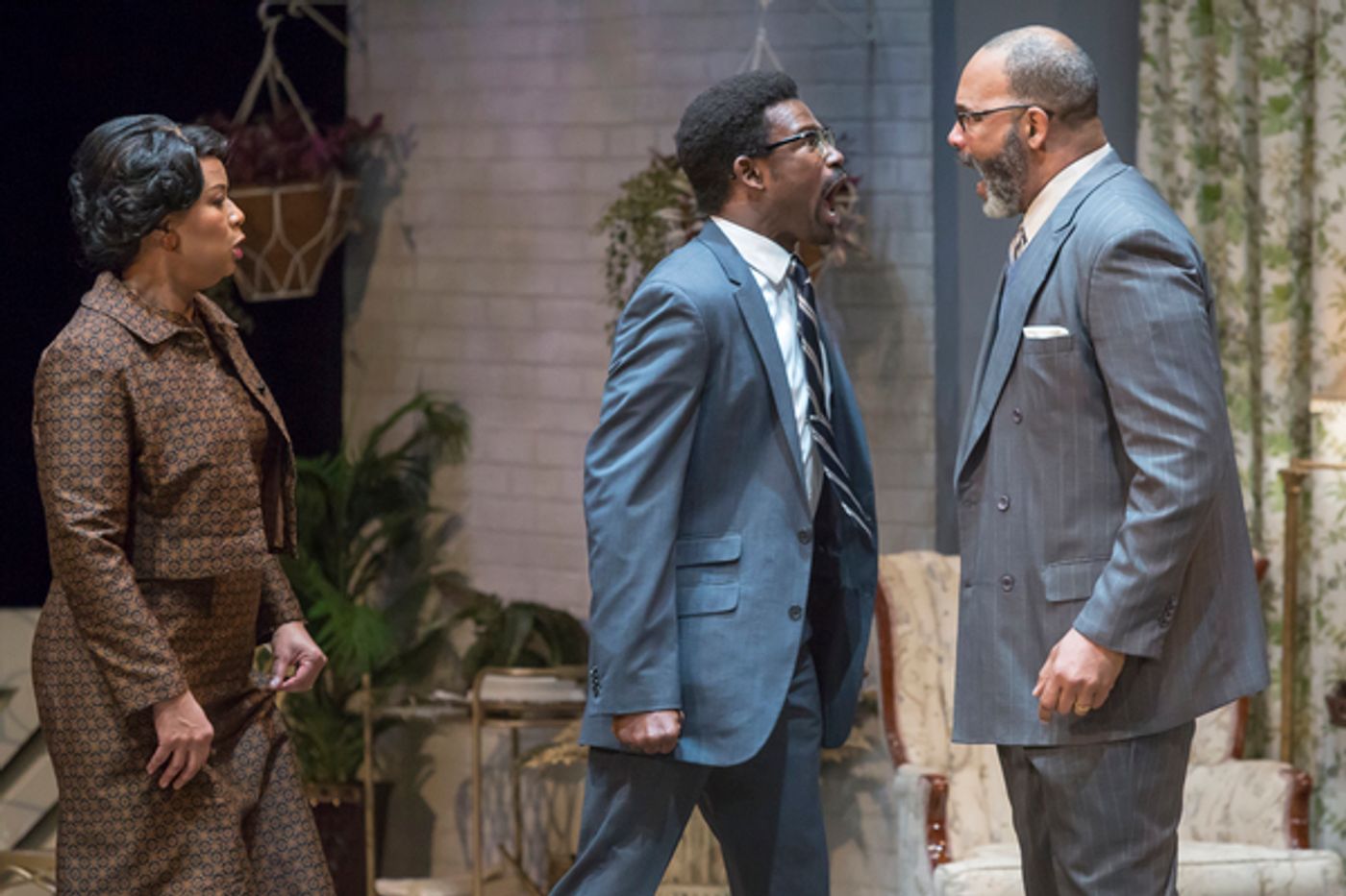 Photo Flash: GUESS WHO'S COMING TO DINNER Comes to the Stage in its Cincinnati Debut  Image