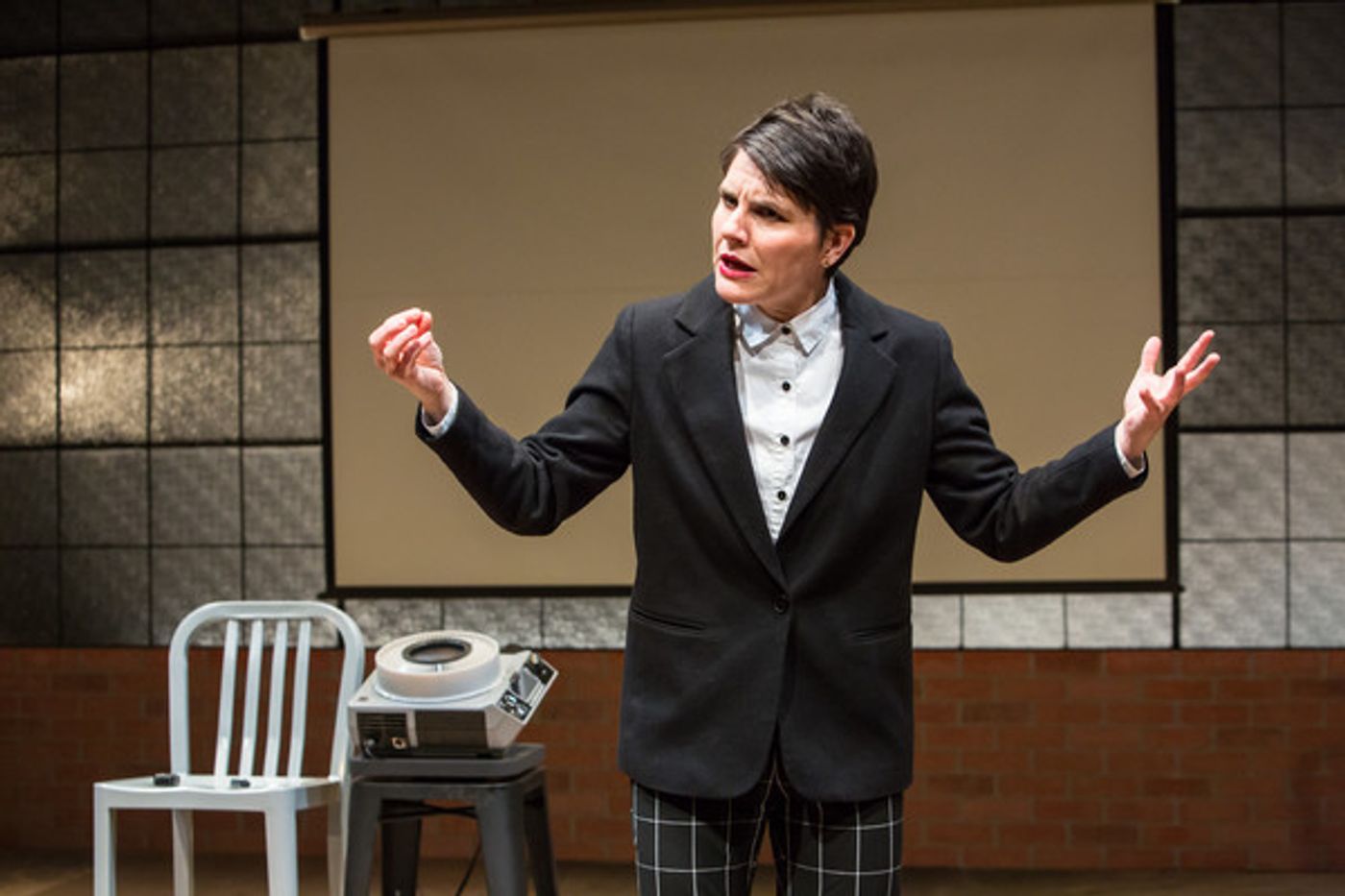 Photo Flash: Profile Theatre Begins 2018-2019 Double Season with 2.5 MINUTE RIDE by Lisa Kron  Image