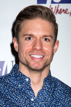 Hunter Ryan Herdlicka @ BroadwayWorld Hunter Ryan Herdlicka Photo