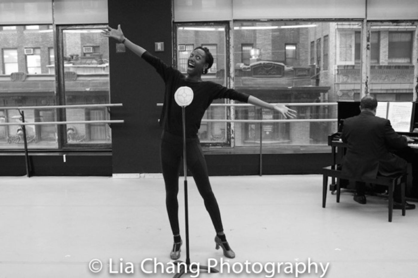 Photo Flash: In Rehearsal With Director/Choreographer Andre De Shields And The Cast Of Crossroads Theatre Company's AIN'T MISBEHAVIN'  Image