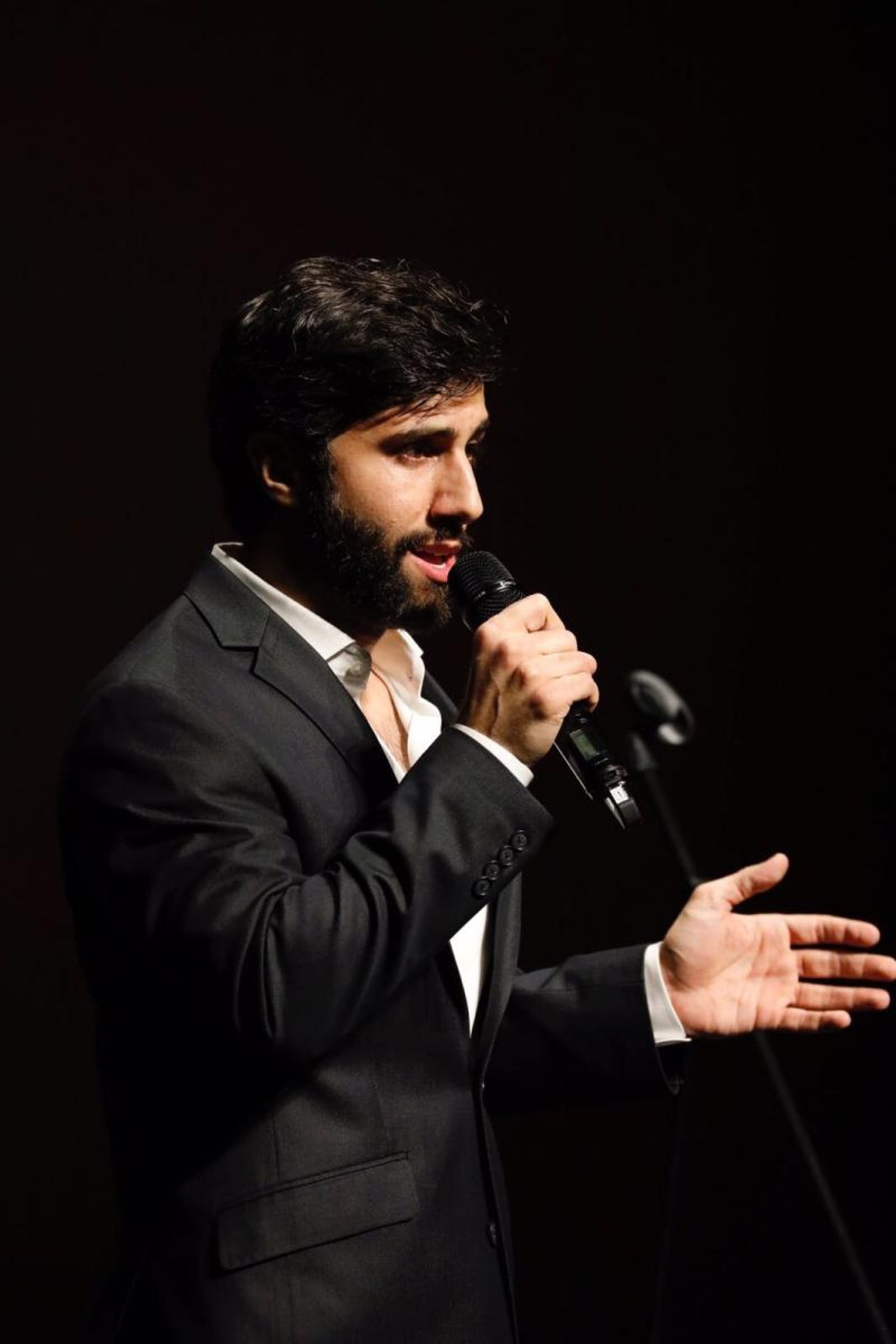 Review: Dove Tales Launches A NIGHT ON BROADWAY at Youth Square in Hong Kong  Image