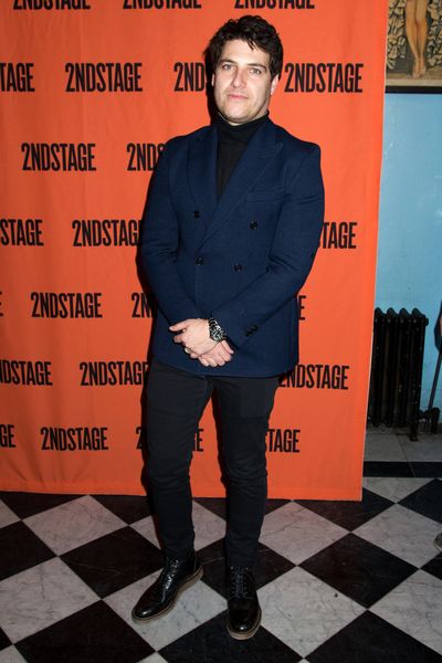 Adam Pally Photo