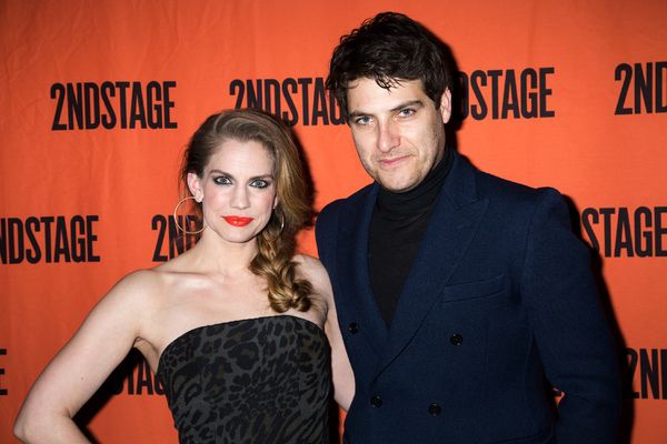 Anna Chlumsky, Adam Pally Photo