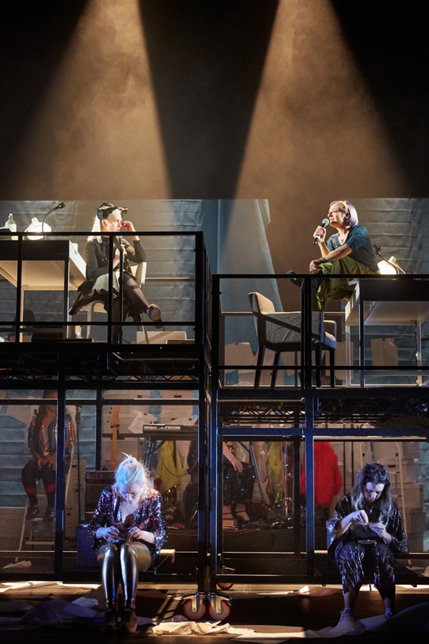 Photo Flash: Complicite presents A PACIFIST'S GUIDE TO THE WAR ON CANCER  Image