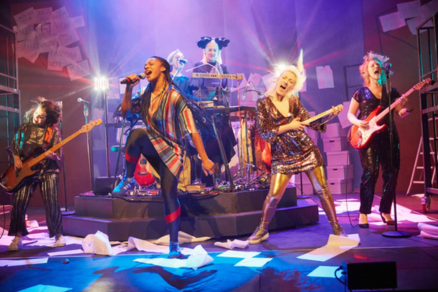 Photo Flash: Complicité Stages A PACIFIST'S GUIDE TO THE WAR ON CANCER  Image