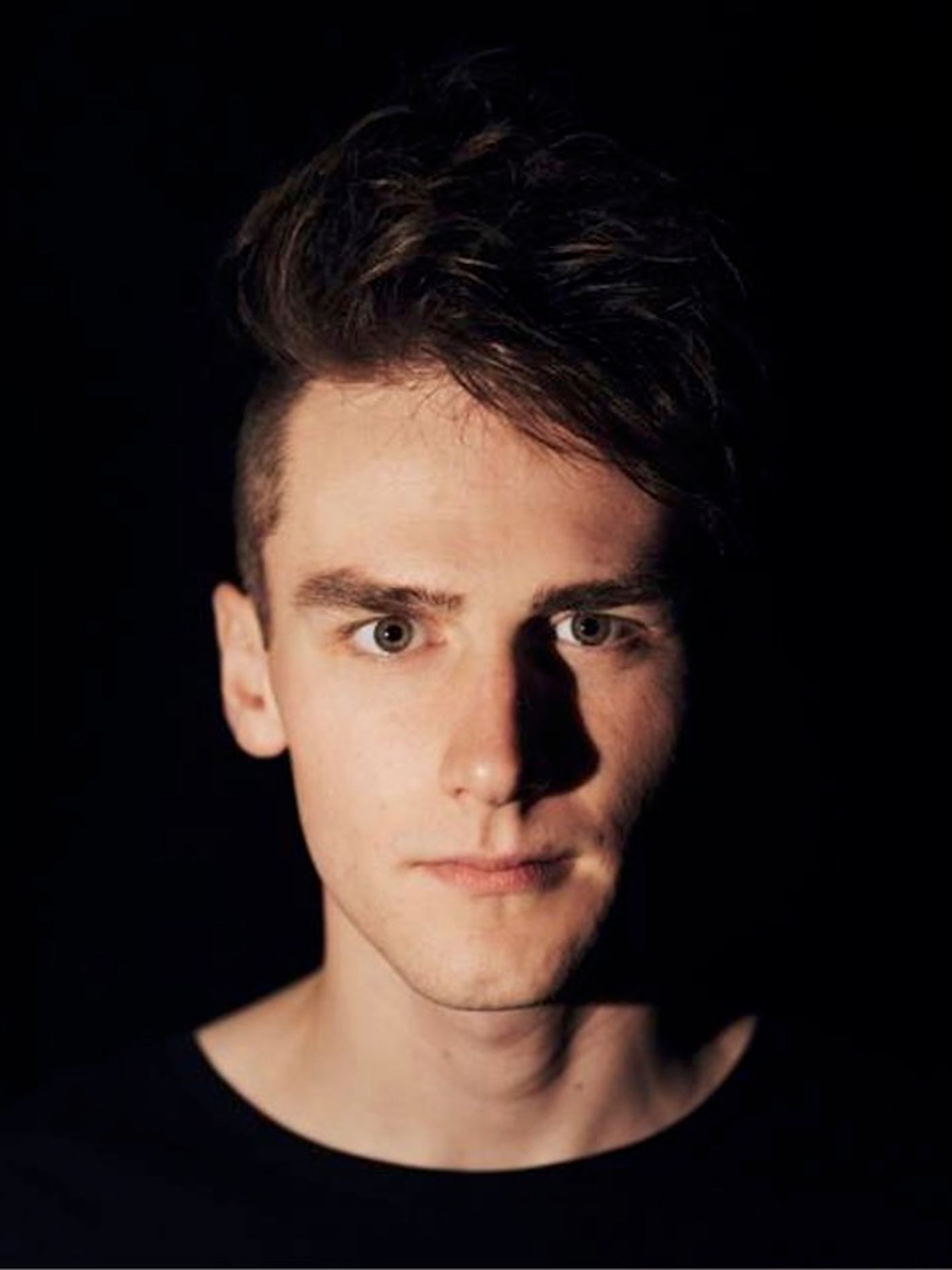 Photo Flash: Cavalry Theatre presents The World Première of SOMEWHERE A GUNNER FIRES  Image