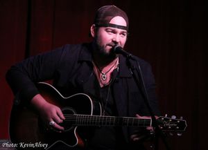 Lee Brice @ BroadwayWorld Lee Brice Photo