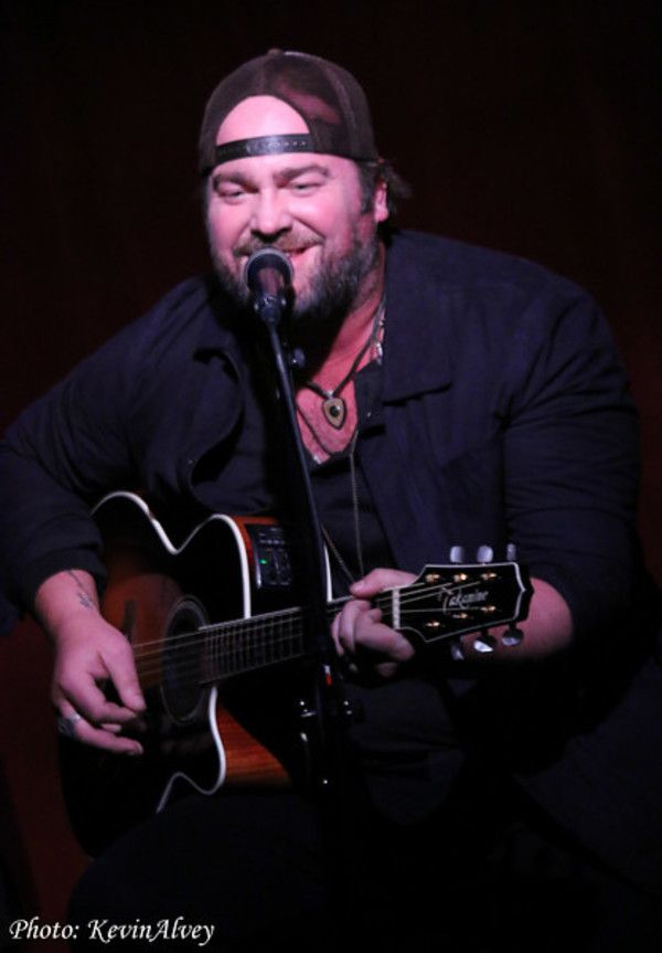 Lee Brice Photo