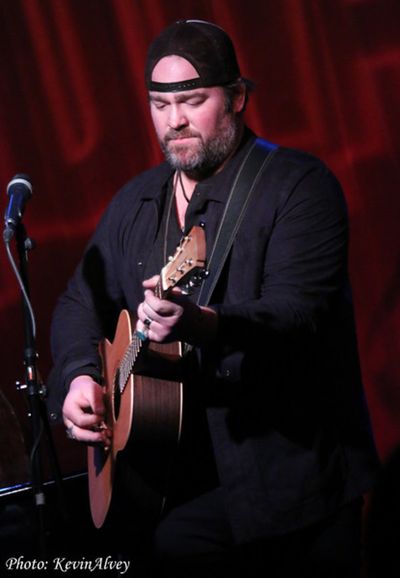 Lee Brice Photo
