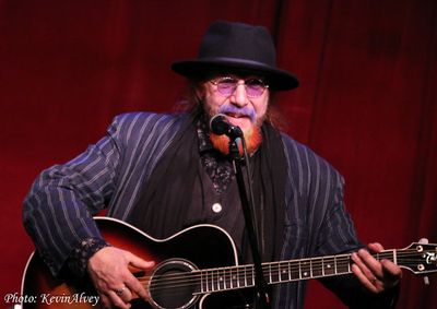 Mark Hudson Photo