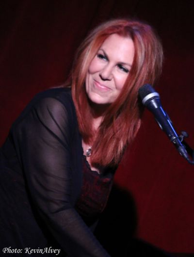 Victoria Shaw Photo