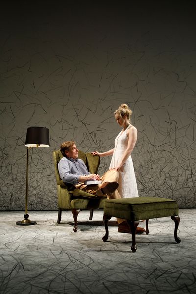 Robert Sean Leonard, Katie Finneran Photo