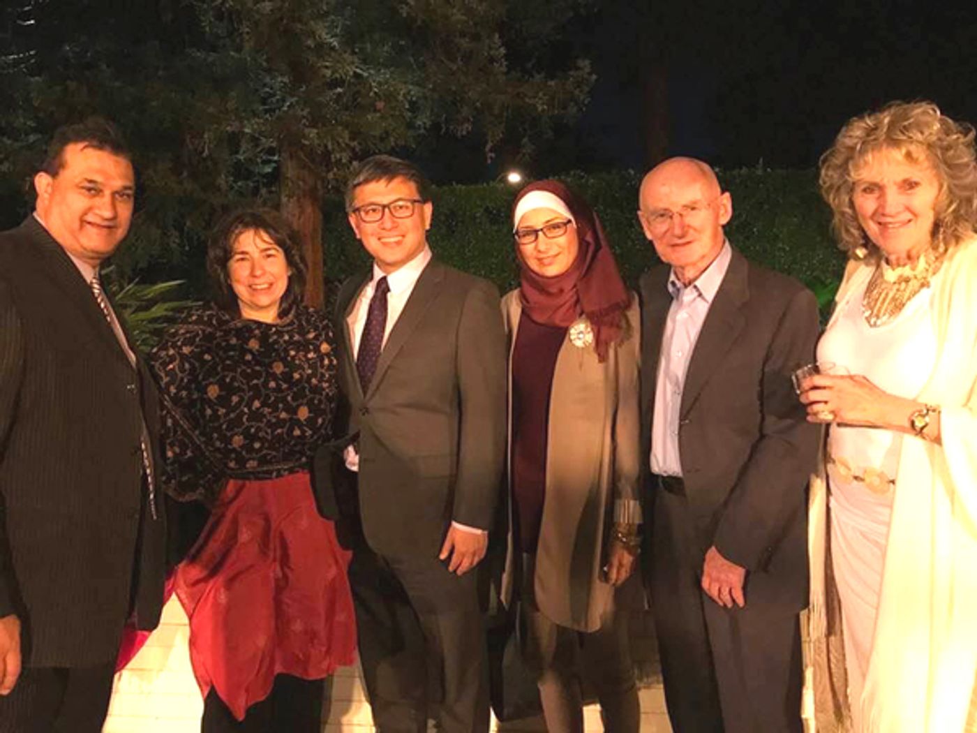 Photo Flash: The Legacy Of Screen And Stage Star Theo Bikel Lives On  Image