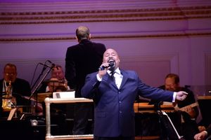 James Monroe Iglehart Photo