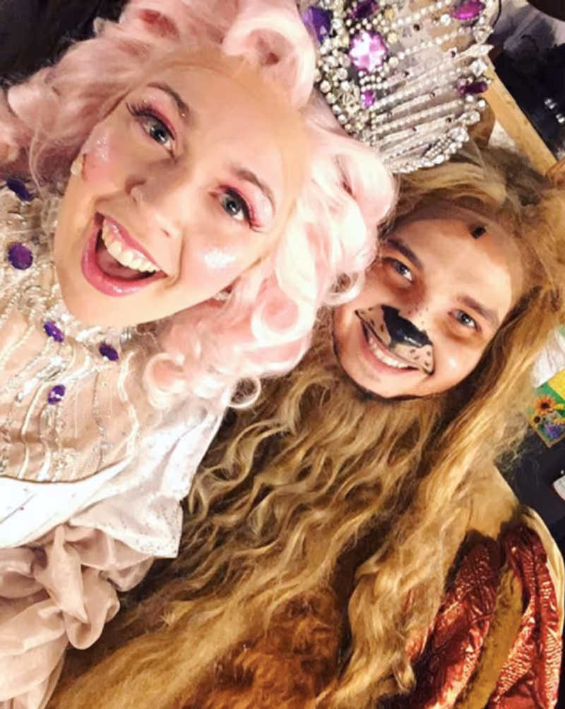 Photo Flash: The Women of SPONGEBOB Run Things, and More Saturday Intermission Pics! — photo 6 of 8