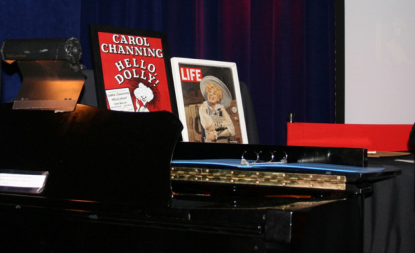 Photo Flash: Richard Skipper Celebrates Carol Channing's 97th Birthday at the Laurie Beechman Theater  Image