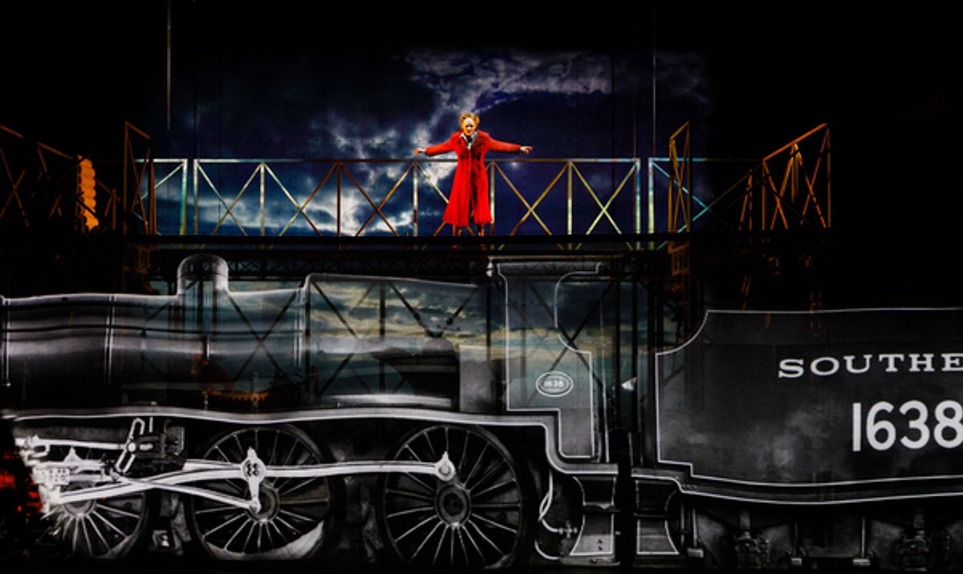 Photo Flash: First Look at Noel Coward's BRIEF ENCOUNTER at Birmingham Repertory Theatre  Image