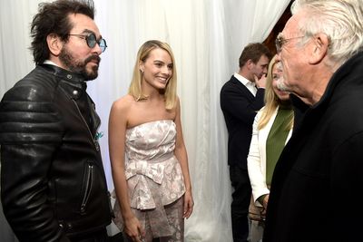 Roger Durling (left) and actress Margot Robbie (middle)  Photo