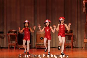 Students from UWSDance with Lainie Sakakura Photo
