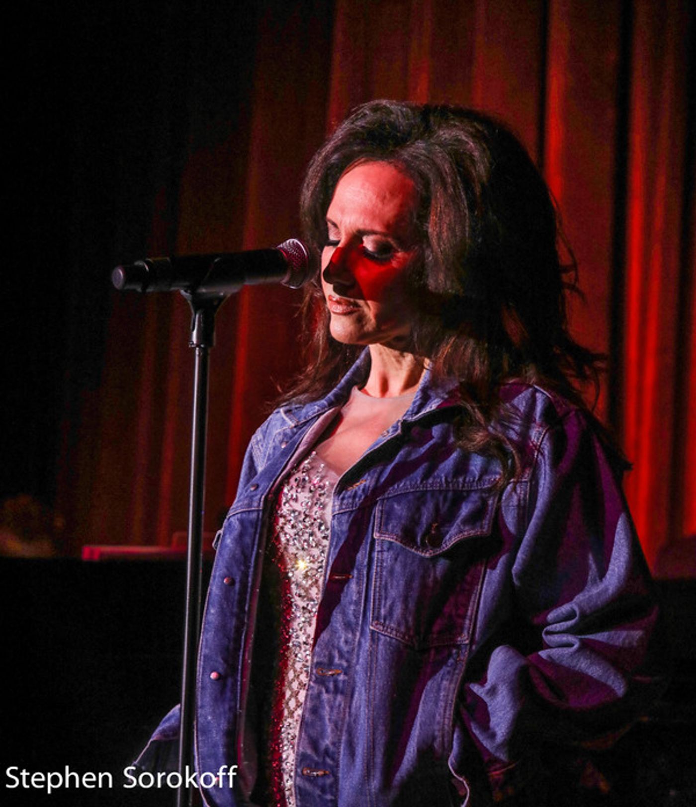 Photo Coverage: Deborah Silver Brings A Valentine's Present To The RRAZZ ROOM  Image