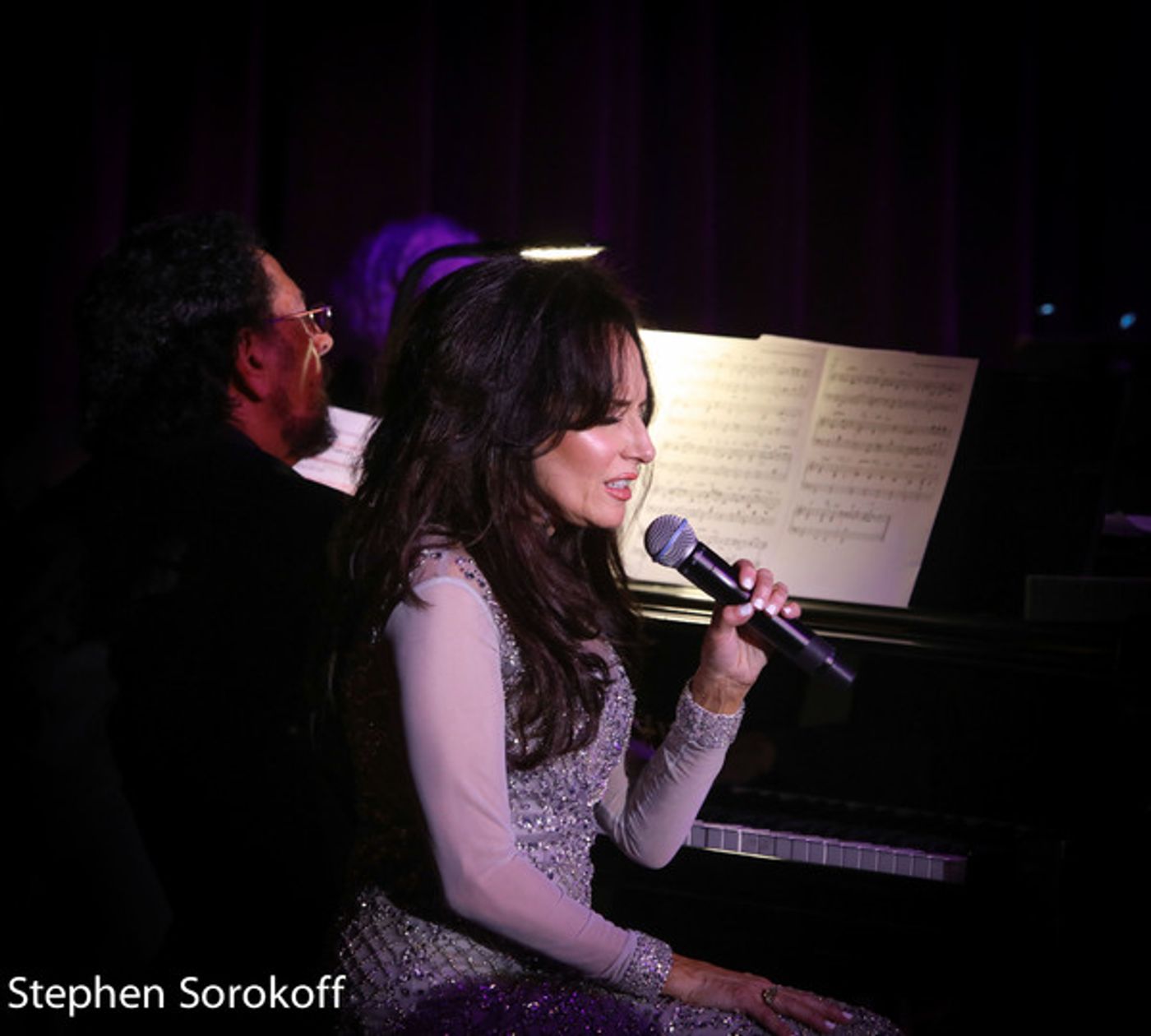 Photo Coverage: Deborah Silver Brings A Valentine's Present To The RRAZZ ROOM  Image
