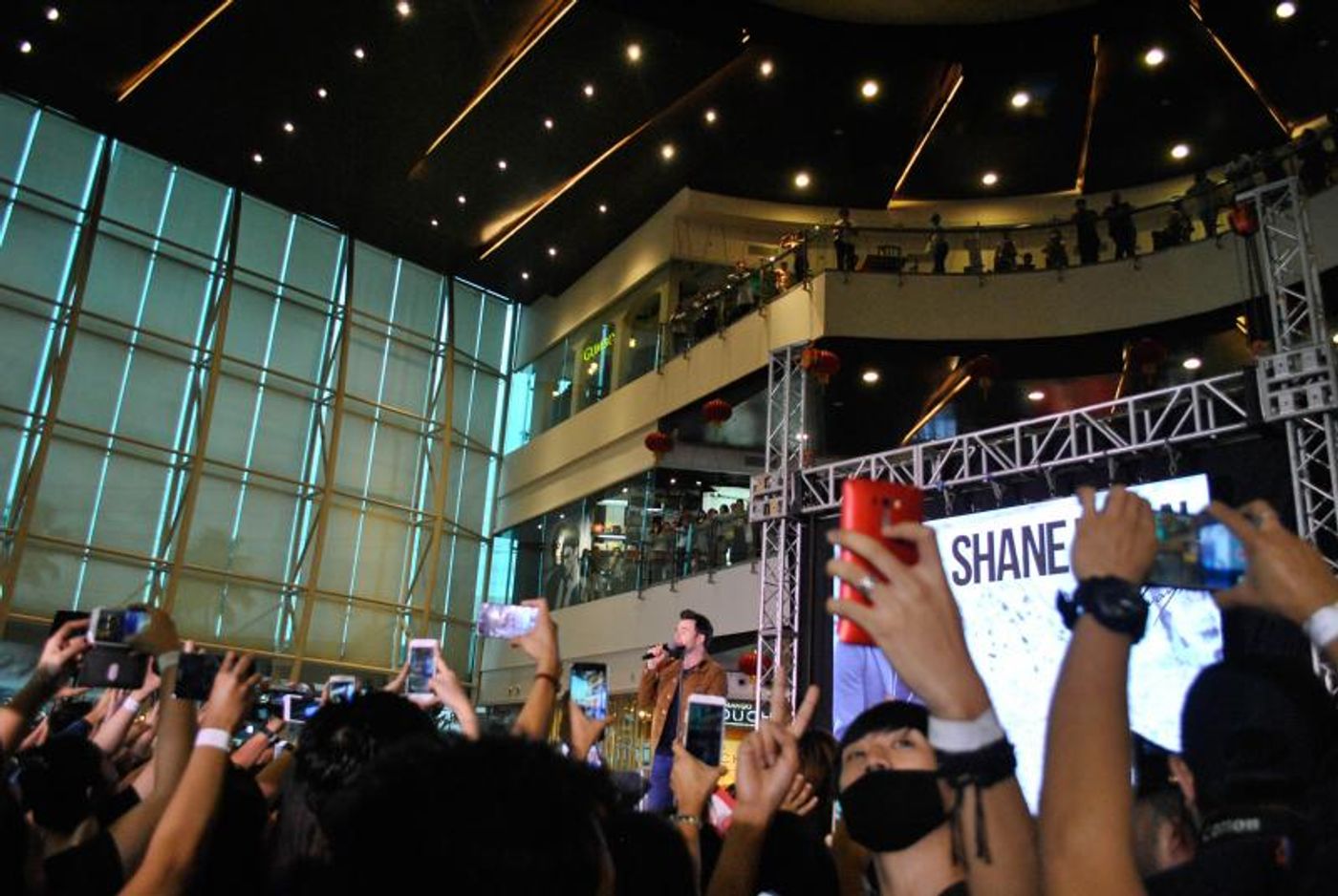 Photos: Westlife's Shane Filan Performs Manila Leg of 2018 Asian Tour  Image