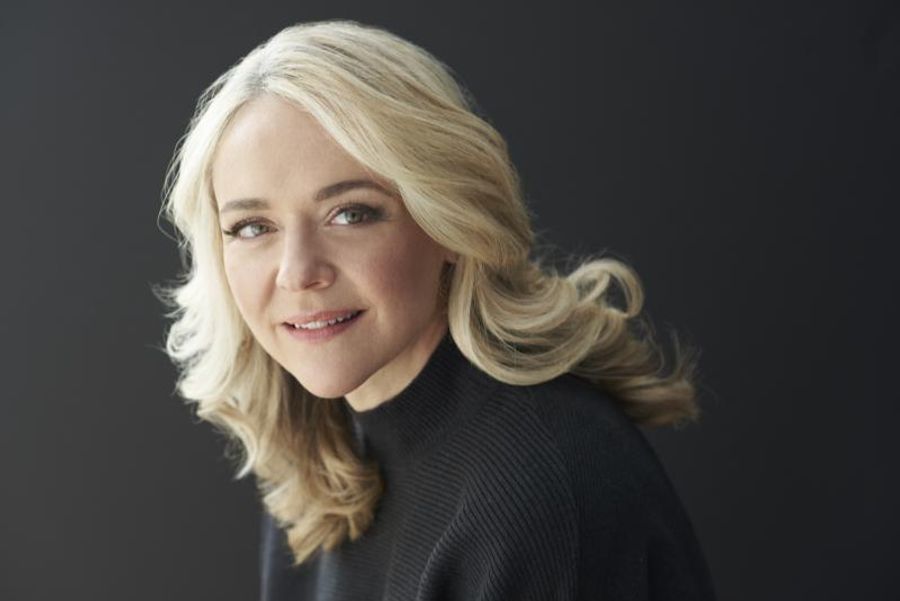 BWW Interviews: RACHEL BAY JONES On Connections, Theater's Impact, and How Art Will Save Us Image