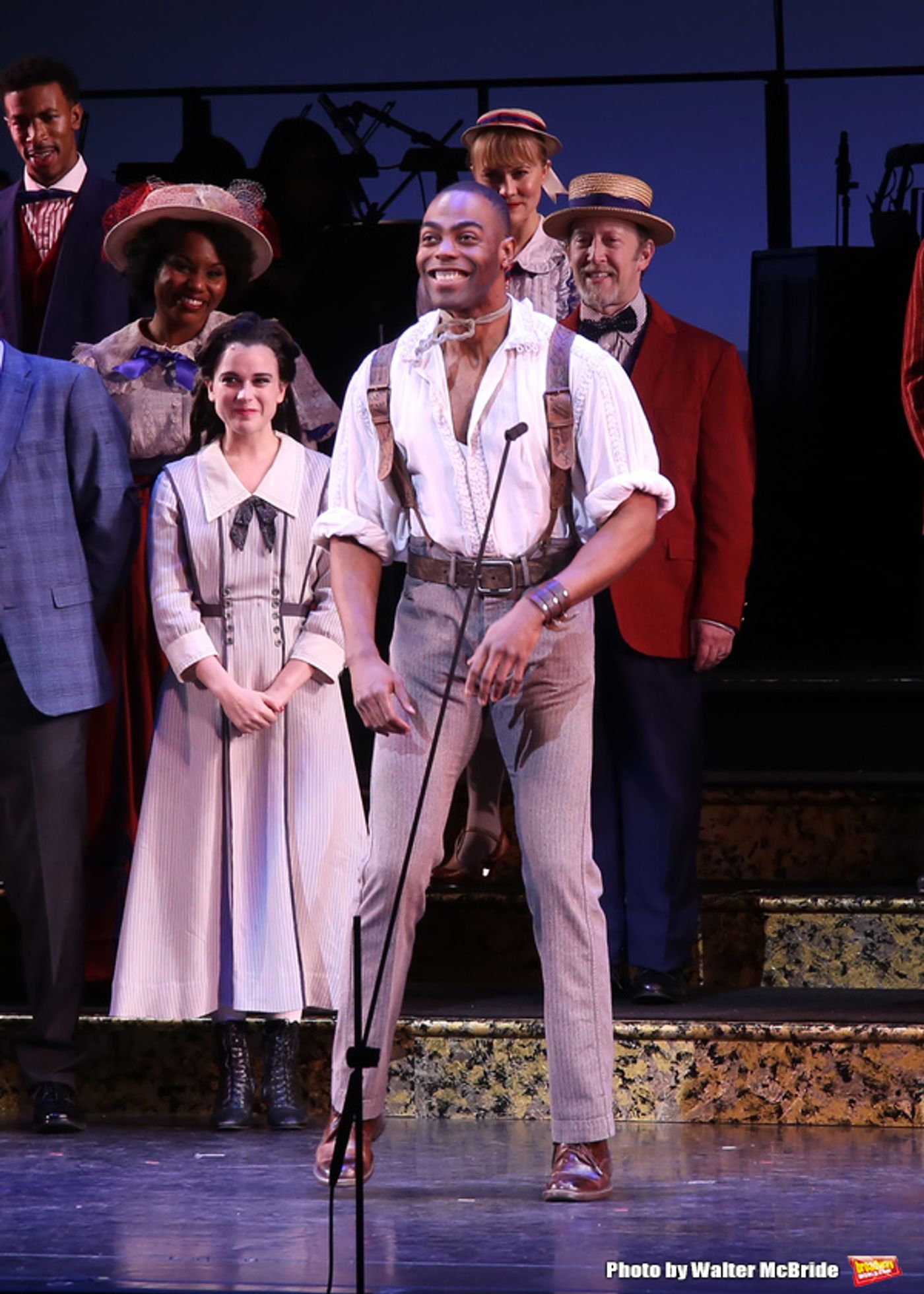 Photo Coverage: HEY, LOOK ME OVER! Takes its Final Bows  Image