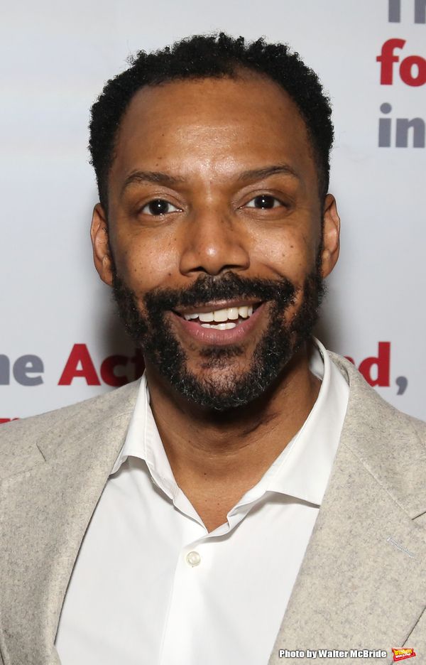T. Oliver Reid  Photo