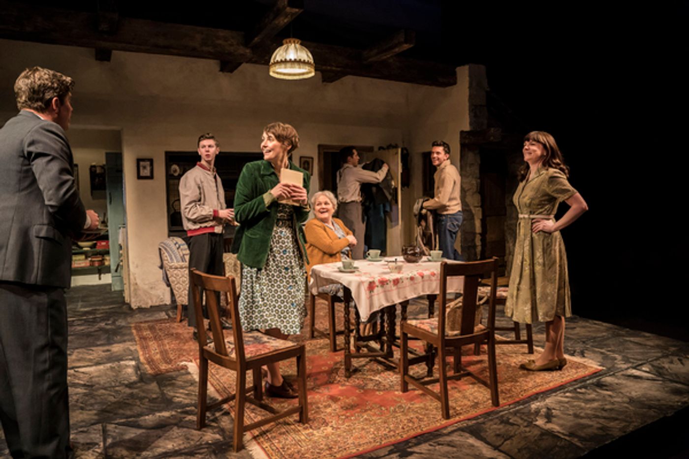 Photo Flash: First Look at THE YORK REALIST at the Donmar Warehouse  Image