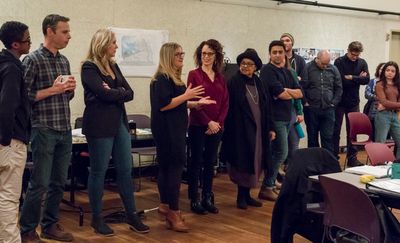 Lindsey Ferrentino (center) speaks Photo