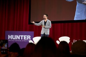 Hunter alum Lin-Manuel Miranda engages with Hunter students onstage. @ BroadwayWorld Hunter alum Lin-Manuel Miranda engages with Hunter students onstage. Photo