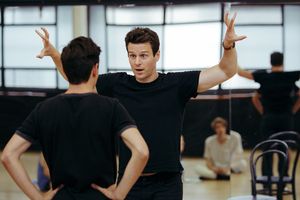 Jonathan Groff Photo