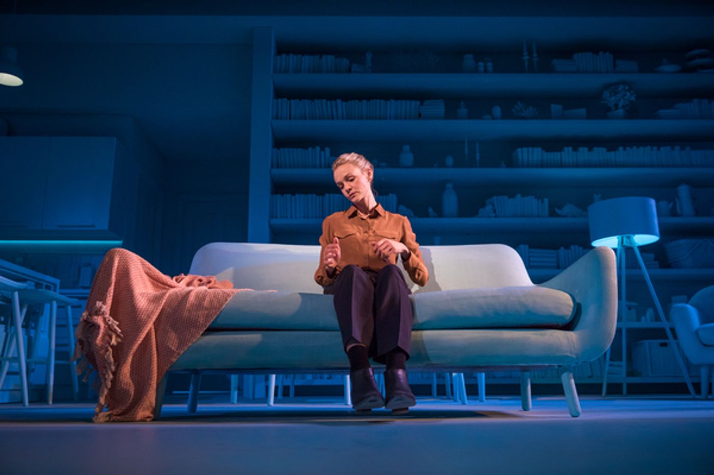 Photo Flash: First Look at GIRLS AND BOYS at The Royal Court Theatre  Image