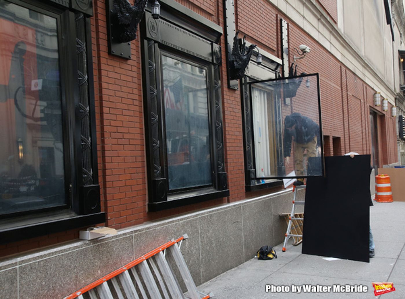 Photo Coverage: Just Like Magic! The HARRY POTTER AND THE CURSED CHILD Marquee Gets Installed!  Image