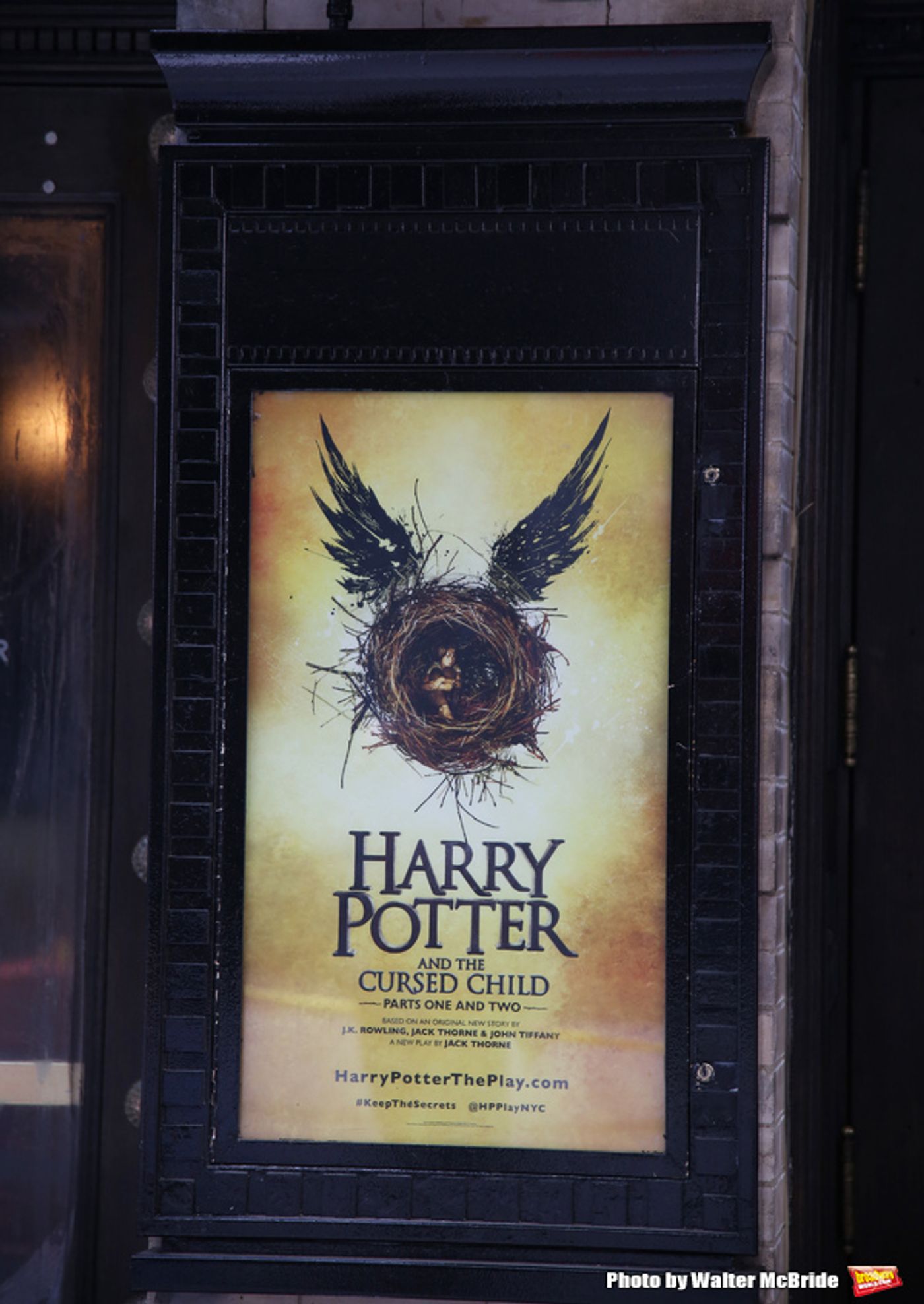 Photo Coverage: Just Like Magic! The HARRY POTTER AND THE CURSED CHILD Marquee Gets Installed!  Image