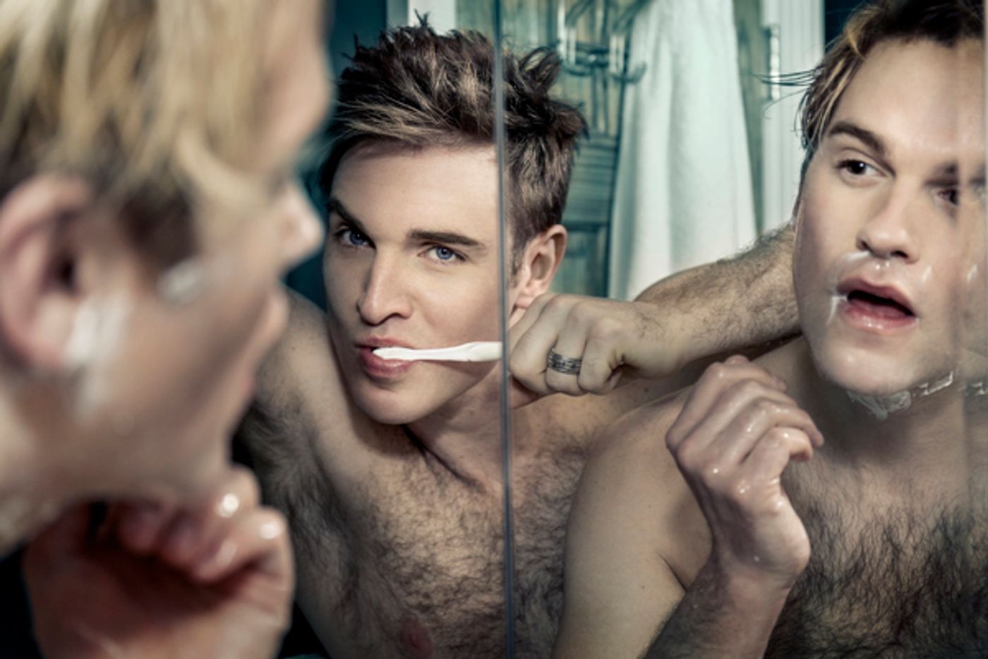 BWW Exclusive: Dynamic Duo Van Hansis and Tyler Hanes Talk Love and Relationships in Entertainment  Image