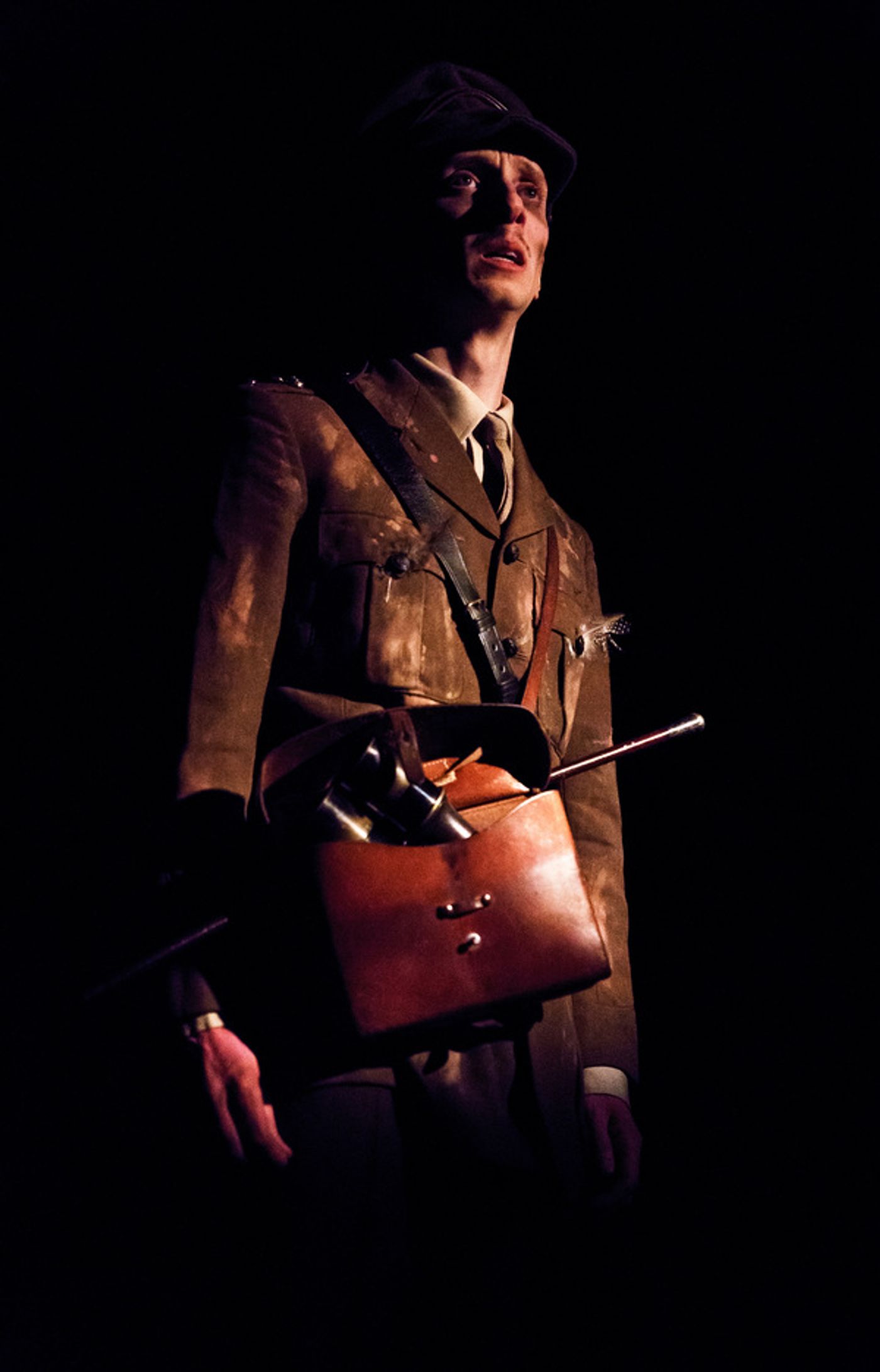 Photo Flash: First Look at SOMEWHERE A GUNNER FIRES  Image