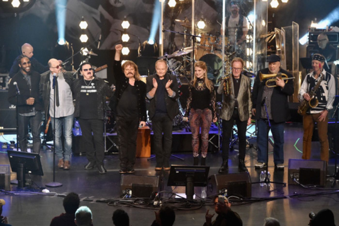 Photo Flash: The ManDoki Soulmates Headline Beacon Theatre In NYC  Image