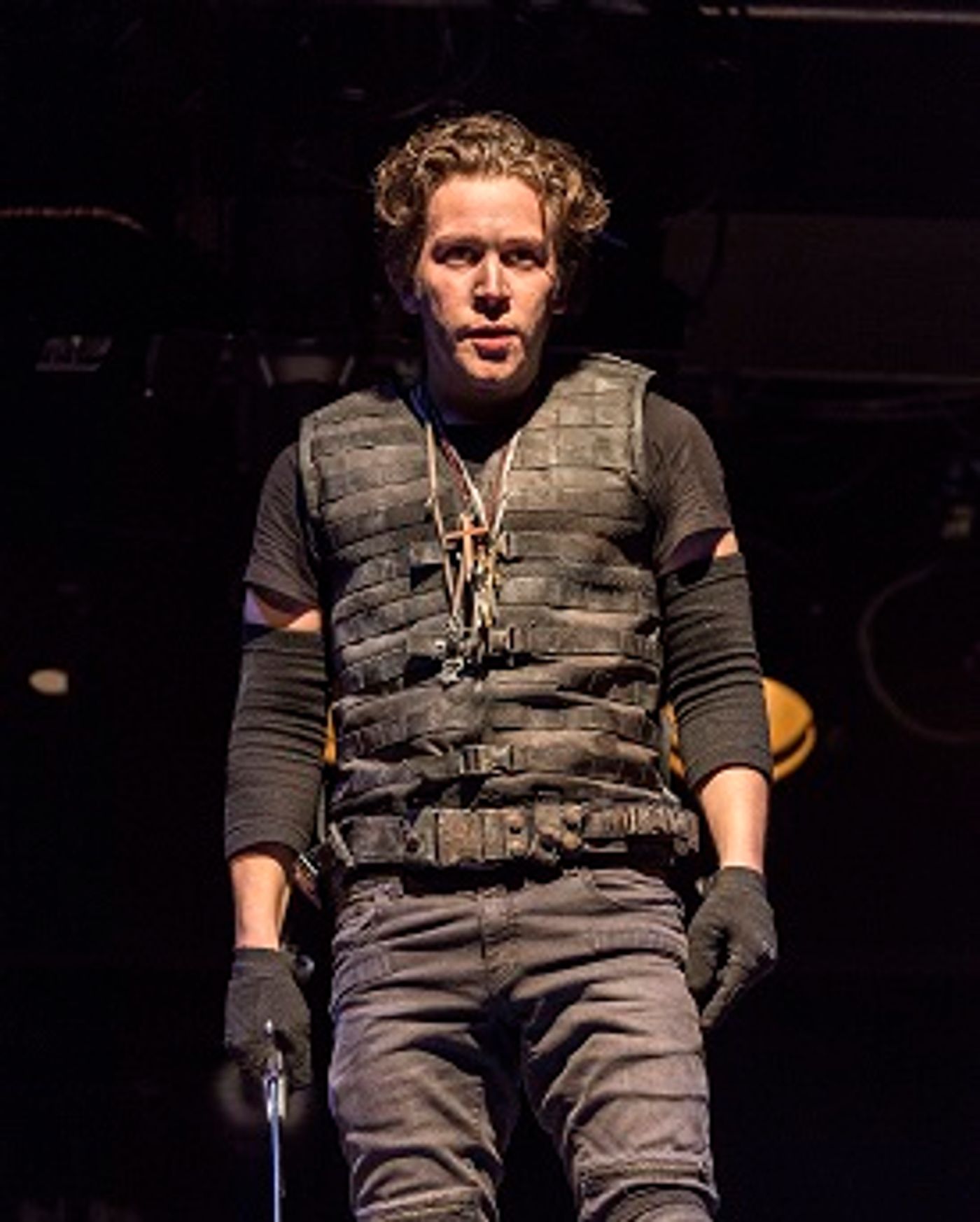 Review: A Noise Within's HENRY V Zeroes in on the Steely Aspects of War Review: A Noise Within's HENRY V Zeroes in on the Steely Aspects of War Image