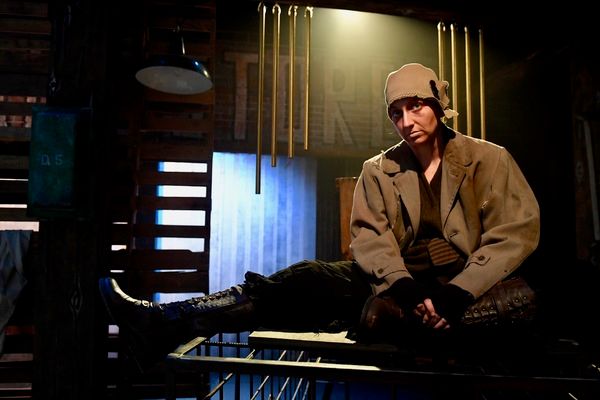 Jill Miller as Beggar Woman Photo