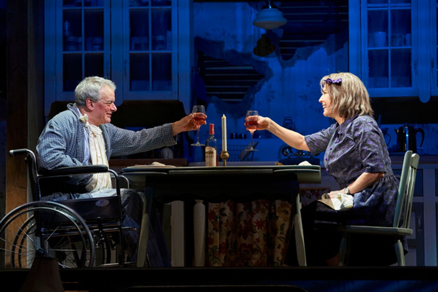 Photo Flash: First Look at Great Lakes Theater's MISERY  Image