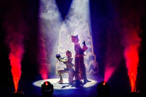 Katriona Perrett as Kaa and Kieran Parrott as Shere Khan @ BroadwayWorld Katriona Perrett as Kaa and Kieran Parrott as Shere Khan Photo